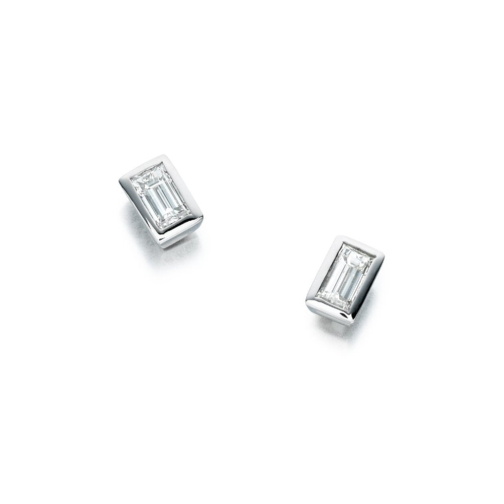 18ct White Gold Baguette Diamond Set Earrings