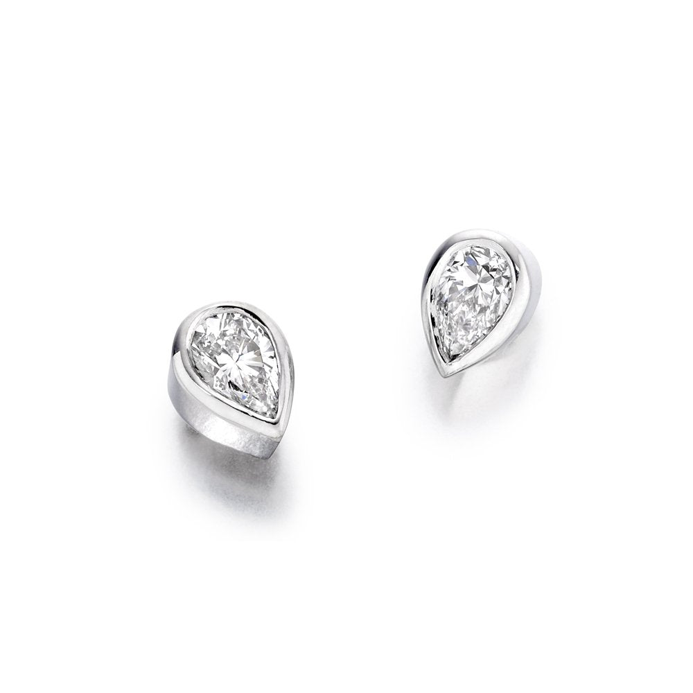18ct White Gold Pear Shaped Diamond Set Earrings. Design No. 1U03A