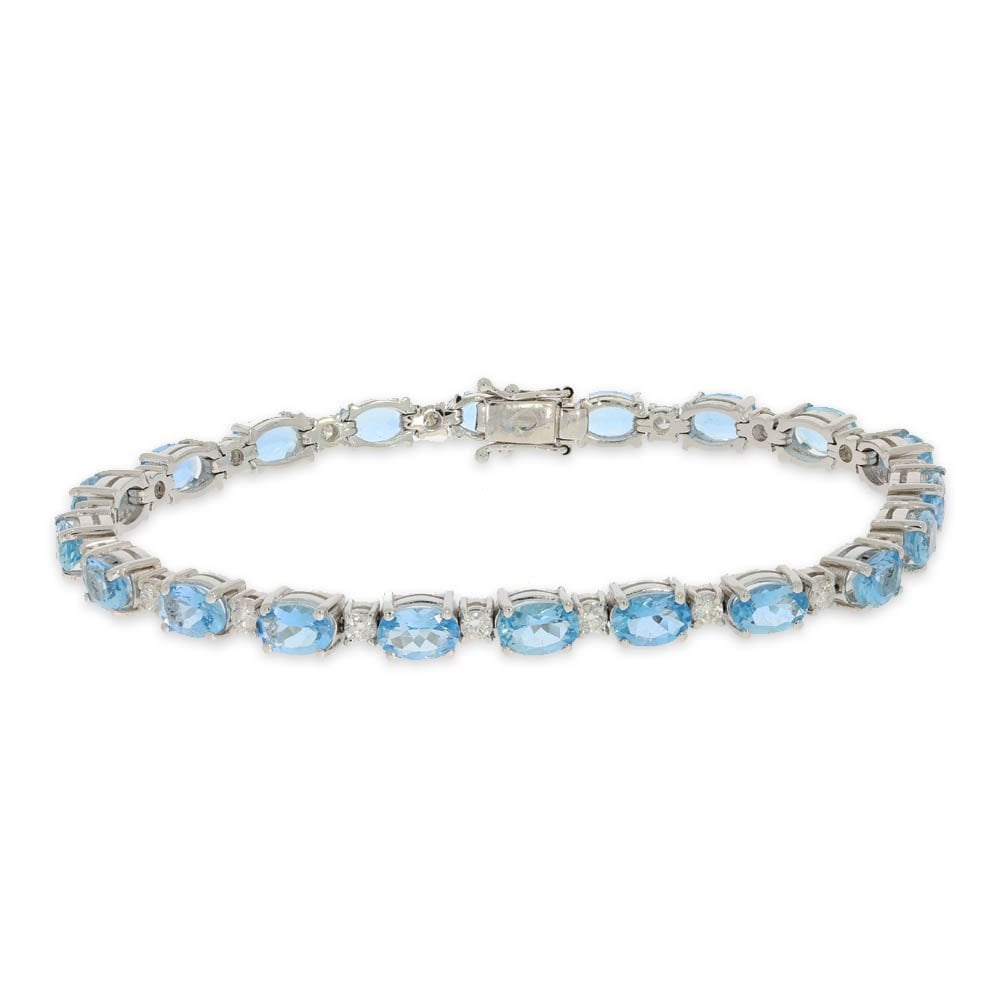 18ct White Gold Aquamarine and Diamond Claw Set Bracelet