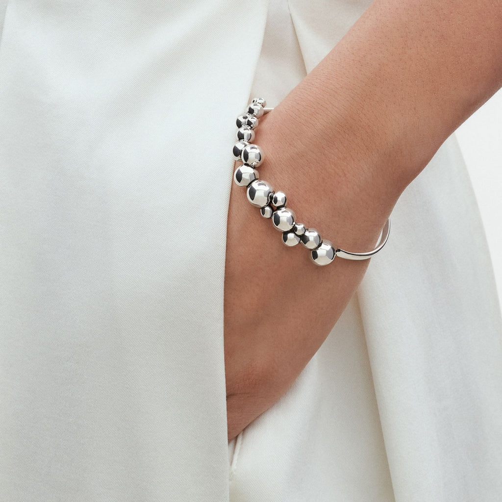 Moonlight Grapes Bangle, Silver